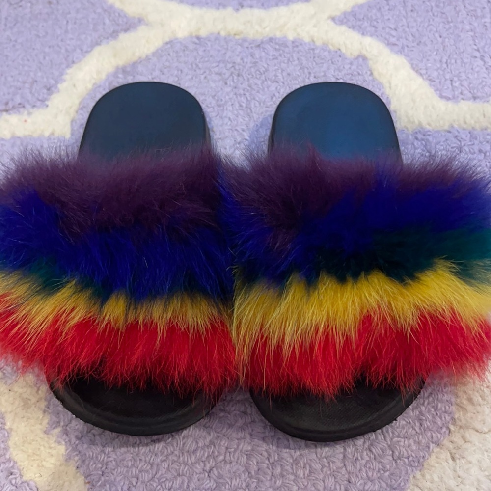 Rabbit fur kids slide